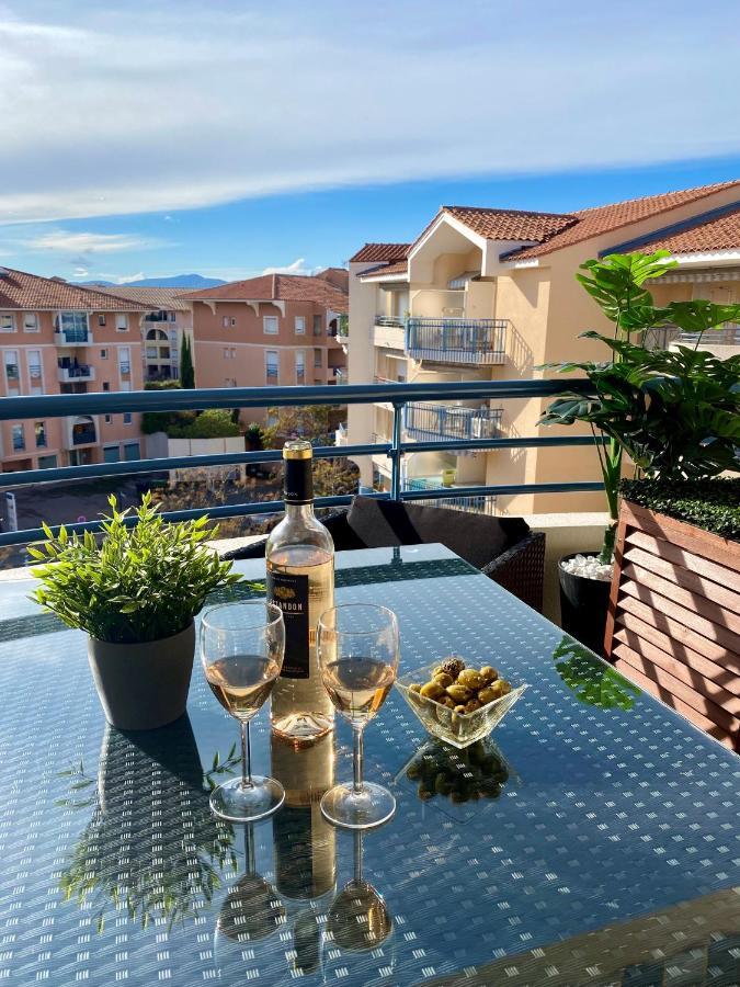 Port-Frejus, Le Paladien, Appartement 2 Pieces Climatise, Terrasse & Parking Екстериор снимка