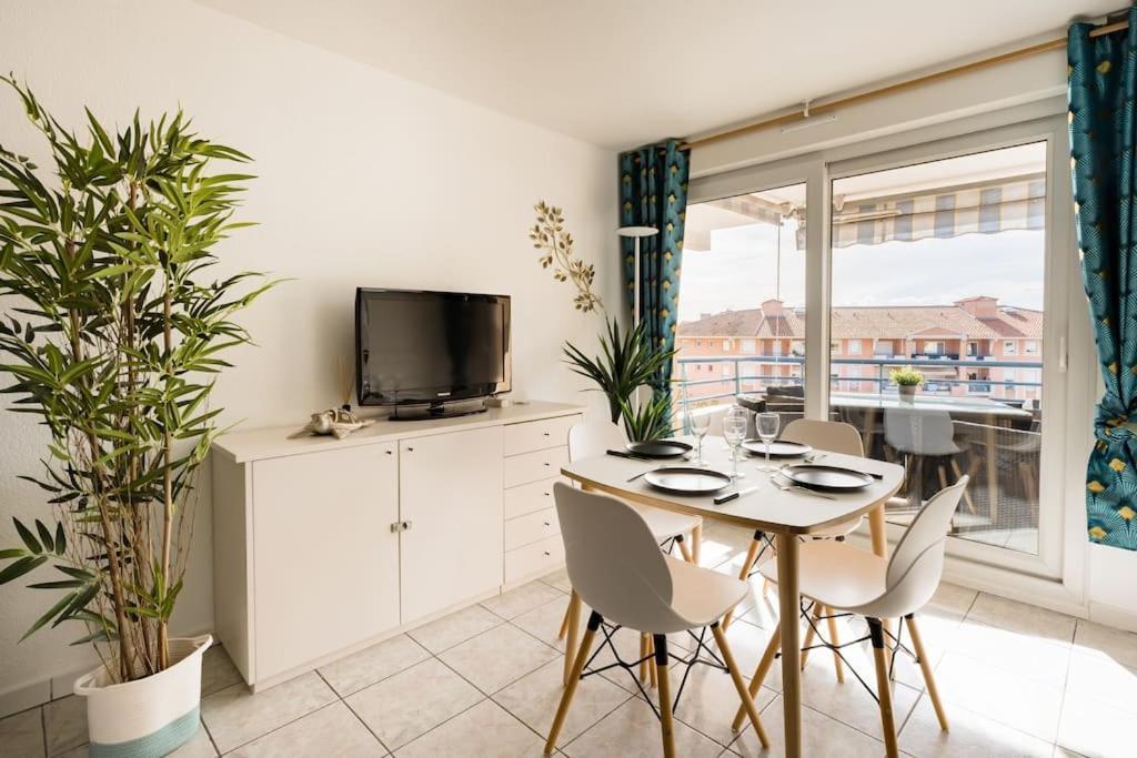 Port-Frejus, Le Paladien, Appartement 2 Pieces Climatise, Terrasse & Parking Екстериор снимка