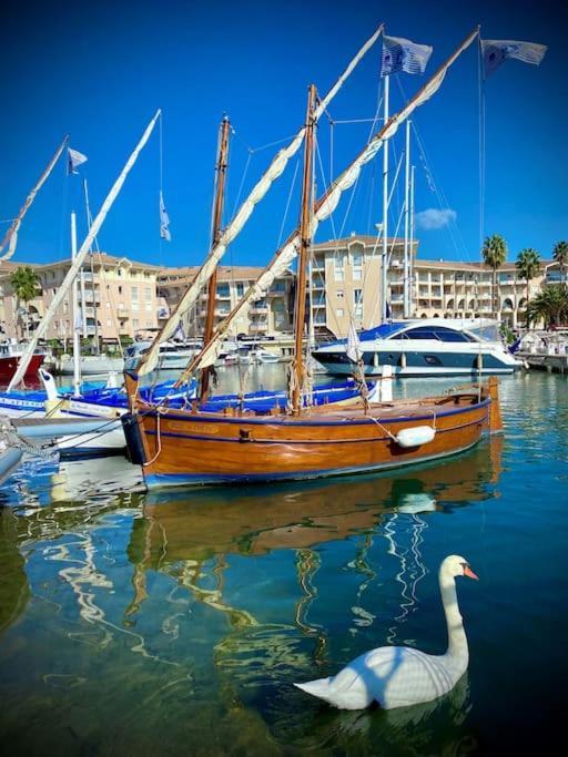 Port-Frejus, Le Paladien, Appartement 2 Pieces Climatise, Terrasse & Parking Екстериор снимка